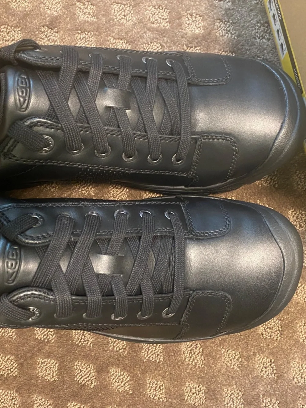 Keen Utility Men’s PTC Dress Oxford Brand New